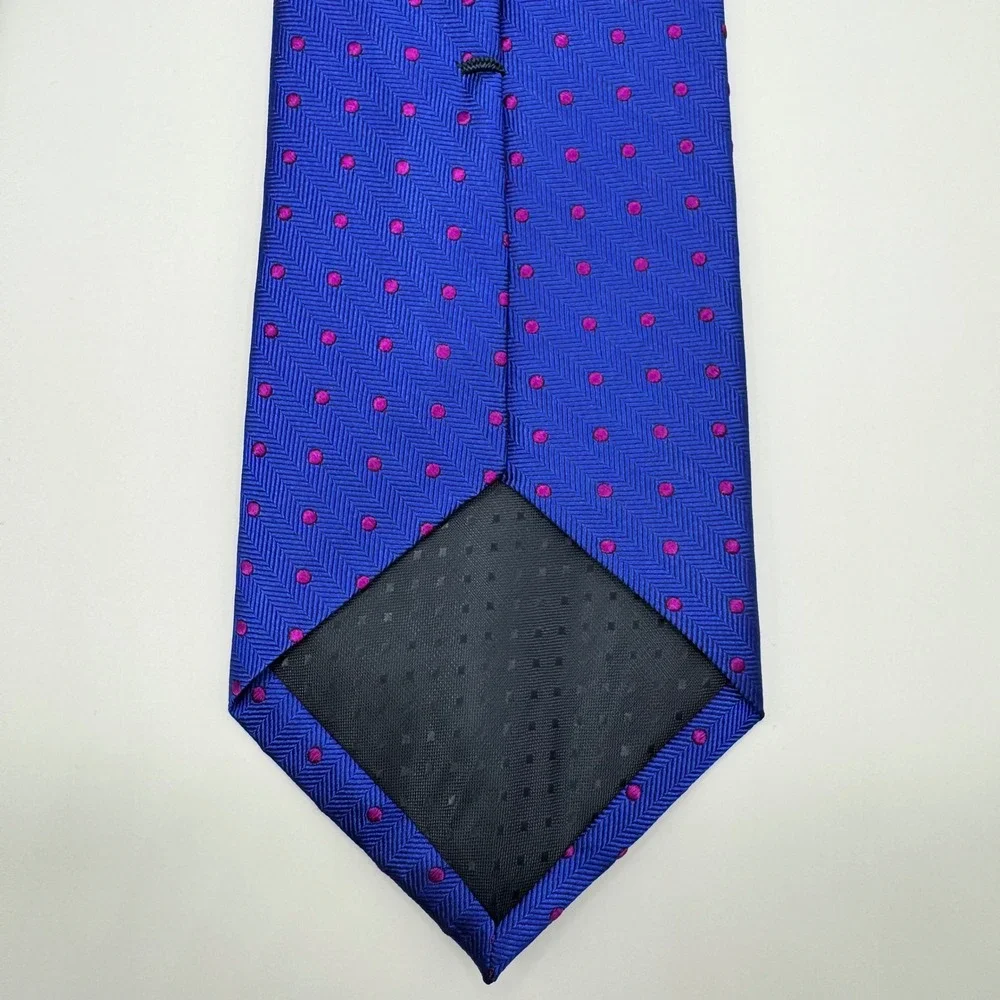 Tom James Mens Silk Tie Blue Herringbone Magenta Pink Polka Dot‎ Classic Necktie